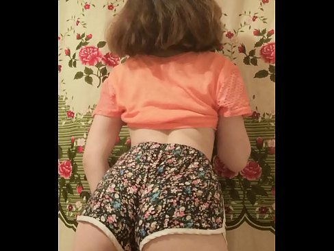 ❤️ Seksi enom bayek stripping mati dheweke kathok cendhak ing kamera ❤❌ Saru rusia ing kita  ❌❤
