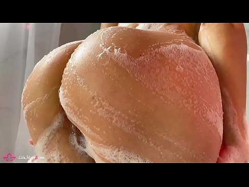 ❤️ Brunette Masturbates Pus karo Vibrator kanggo Intens Orgasme ing Shower ❤❌ Saru rusia ing kita  ❌❤